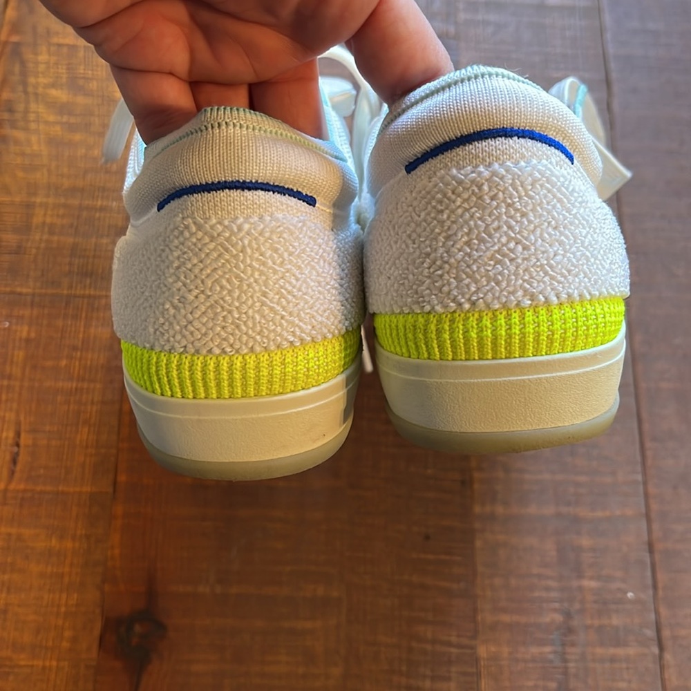 Retired Rothy’s Sneaker - Picture 8 of 8